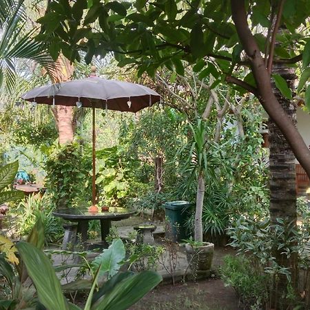 Van Santri Homestay Pemuteran Exterior photo