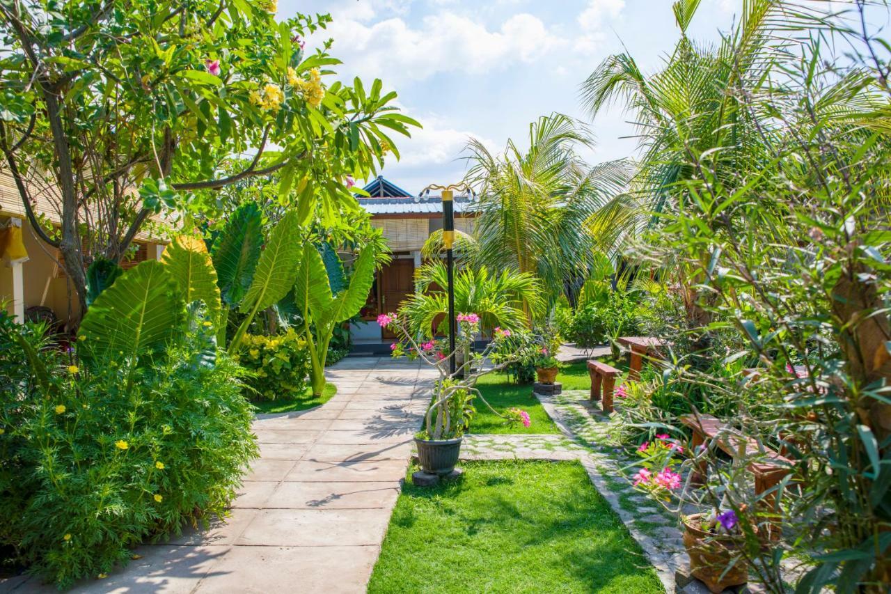 Van Santri Homestay Pemuteran Exterior photo