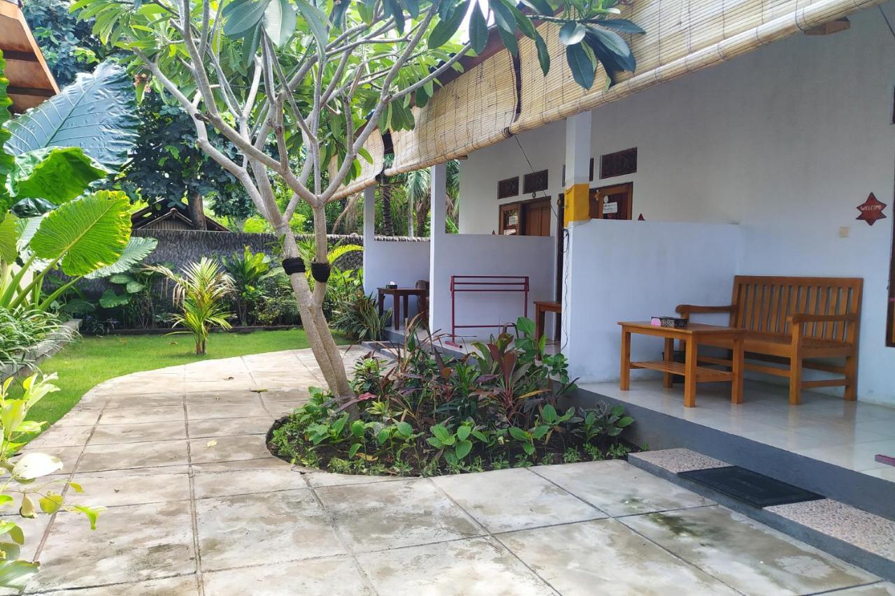 Van Santri Homestay Pemuteran Exterior photo