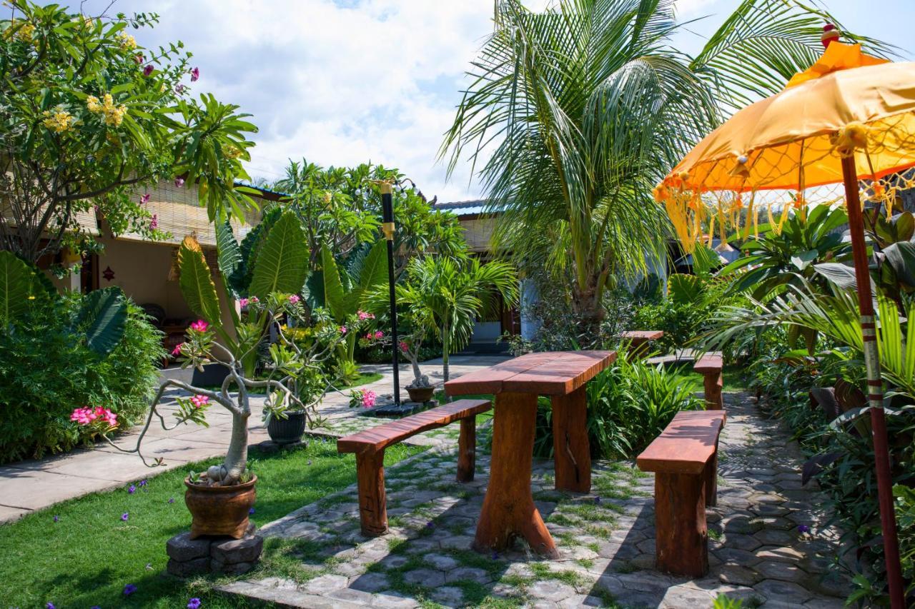 Van Santri Homestay Pemuteran Exterior photo